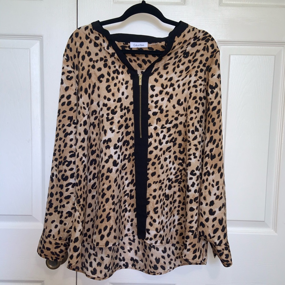 Calvin Klein Zip-Up V-Neck Leopard Blouse